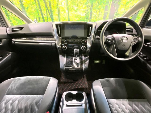 TOYOTA ALPHARD 2020