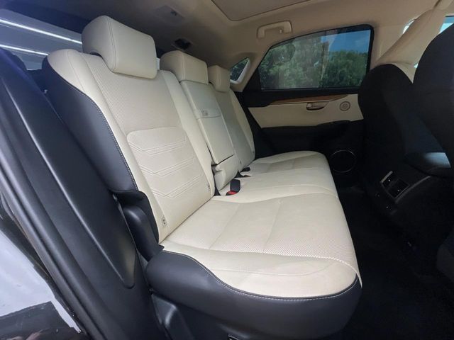 TOYOTA LEXUS NX300h AWD 2019