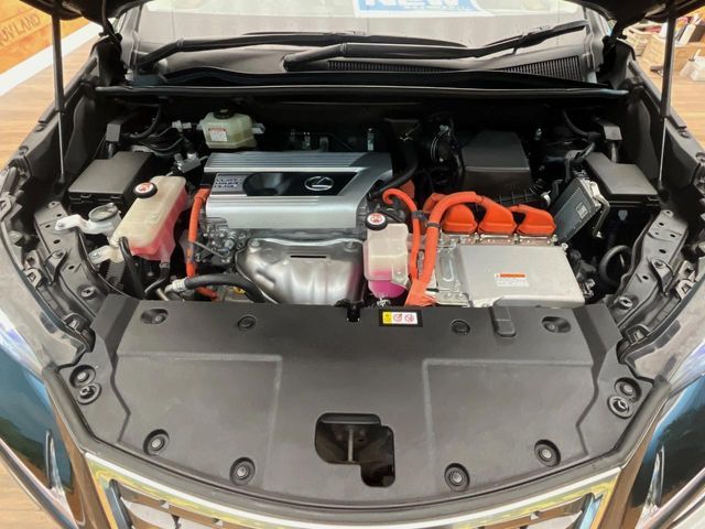 TOYOTA LEXUS NX300h AWD 2019