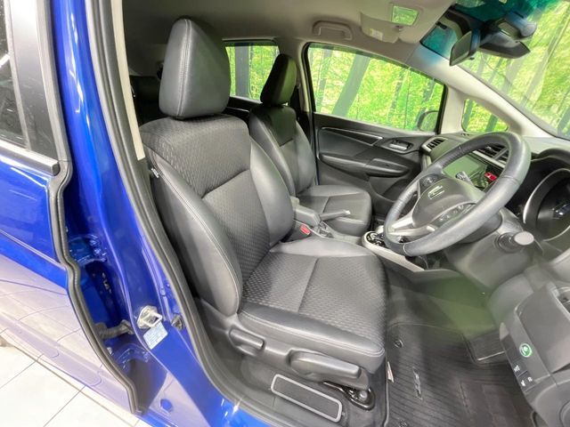 HONDA FIT HYBRID 2015