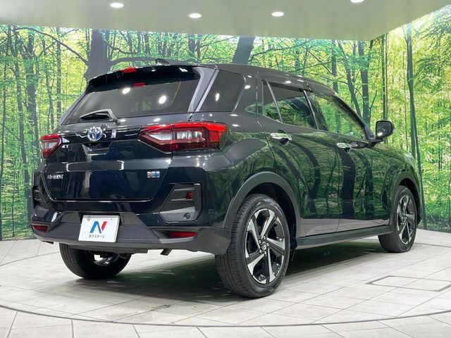 TOYOTA RAIZE HYBRID 2022