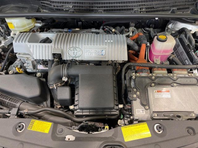 TOYOTA PRIUS PHV 2012