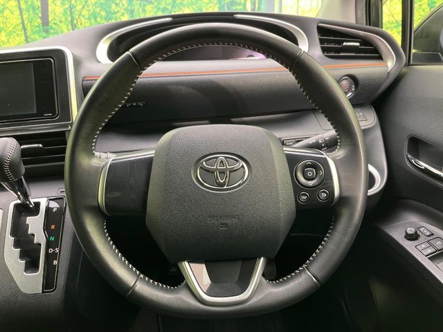 TOYOTA SIENTA 2019