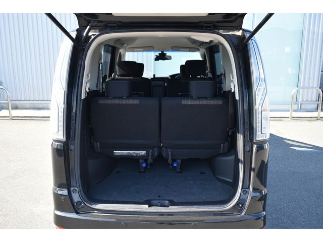 NISSAN SERENA  S-HYBRID 2015