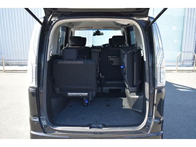 NISSAN SERENA  S-HYBRID 2015