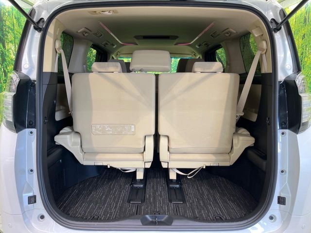 TOYOTA VELLFIRE 2016