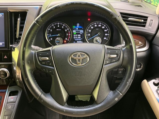 TOYOTA VELLFIRE 2016