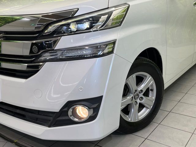 TOYOTA VELLFIRE 2016