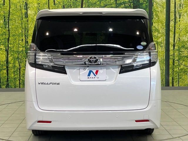 TOYOTA VELLFIRE 2016