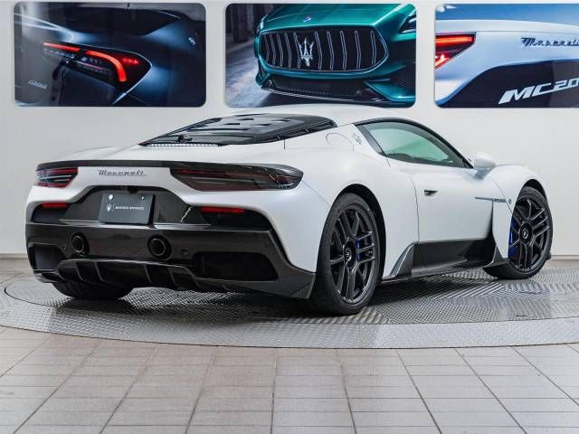 MASERATI MASERATI MC20 2022