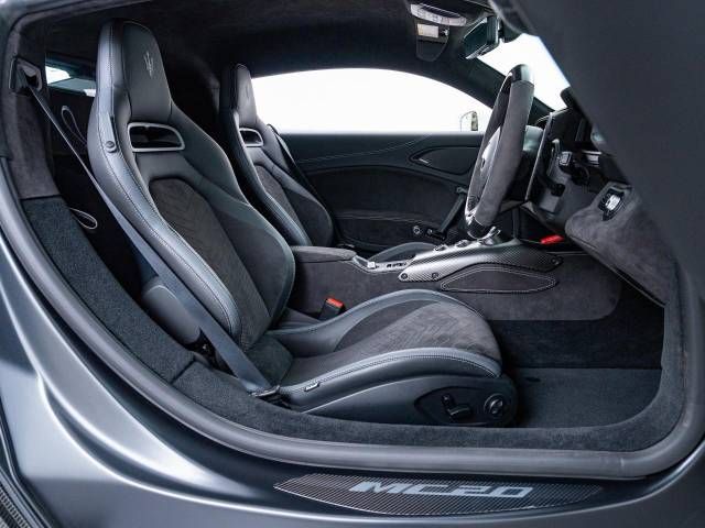 MASERATI MASERATI MC20 2022