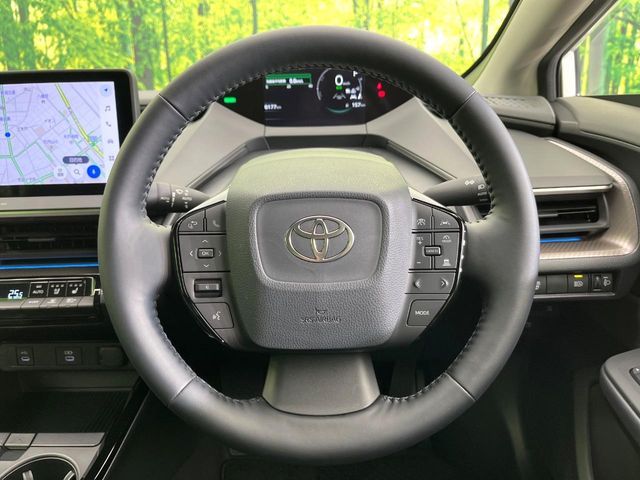 TOYOTA PRIUS 2025