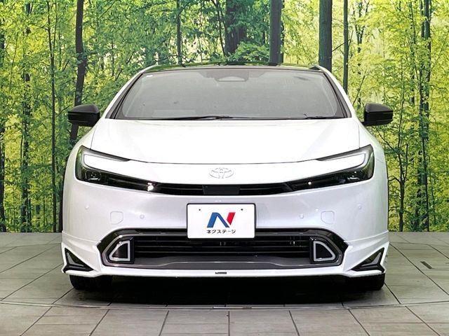 TOYOTA PRIUS 4WD 2024