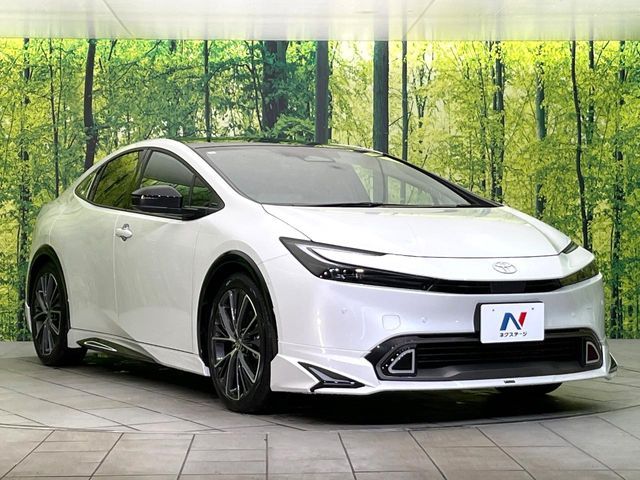 TOYOTA PRIUS 4WD 2024