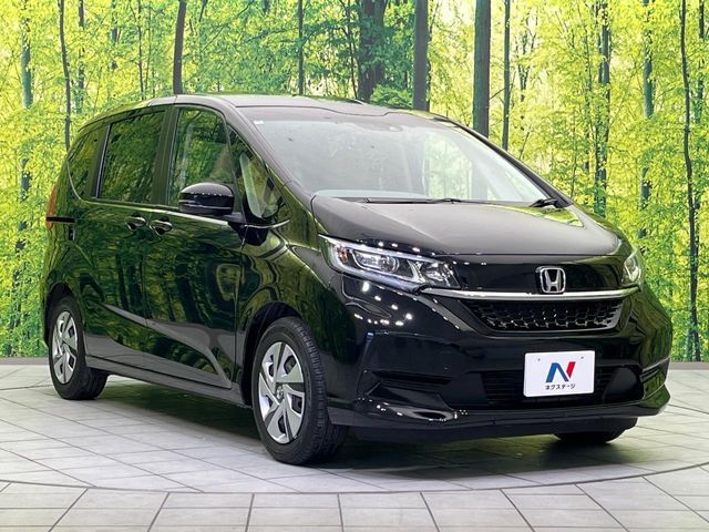 HONDA FREED HYBRID 2023