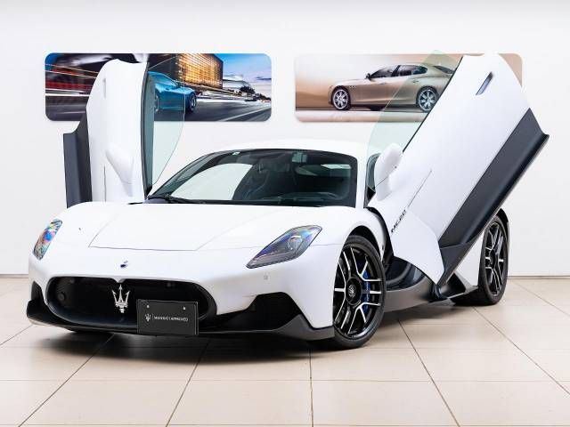 MASERATI MASERATI MC20 2022