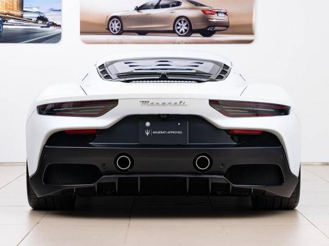MASERATI MASERATI MC20 2022