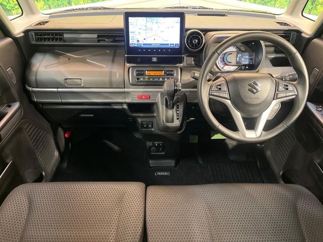 SUZUKI Spacia GEAR 2022