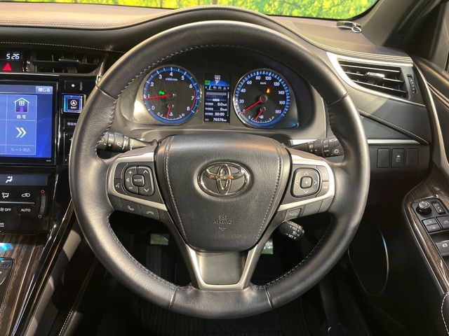 TOYOTA HARRIER 2WD 2016