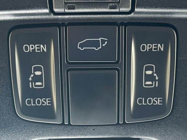 TOYOTA VELLFIRE 2020