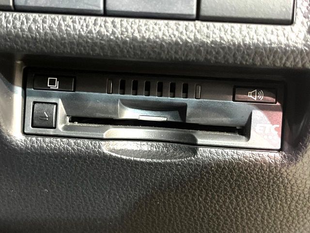 TOYOTA RAV4 4WD 2019