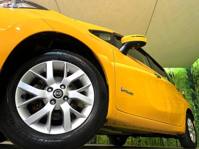 NISSAN NOTE 4WD 2019