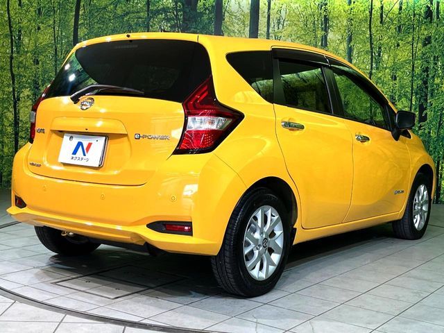 NISSAN NOTE 4WD 2019