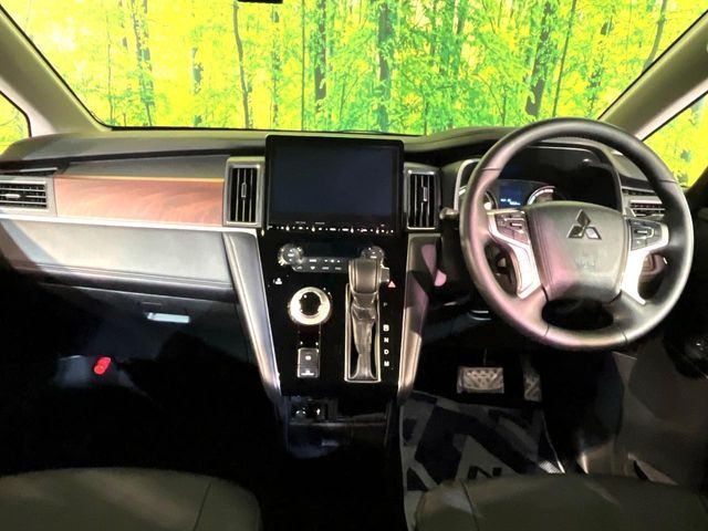 MITSUBISHI DELICA D:5 4WD 2024