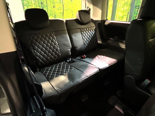 MITSUBISHI DELICA D:5 4WD 2024