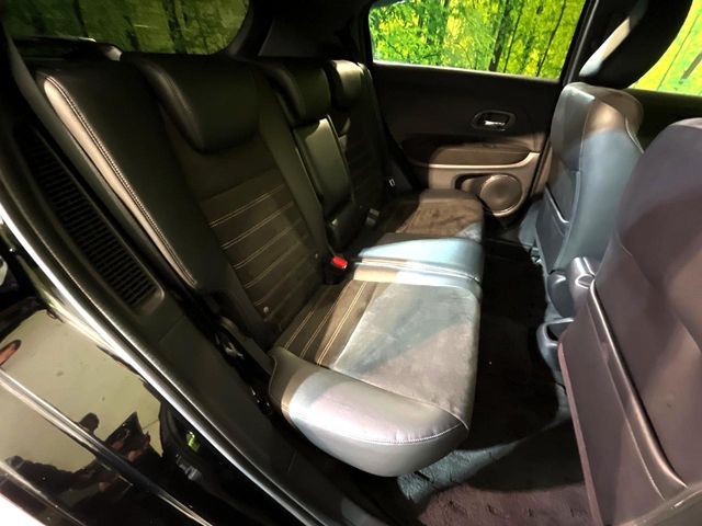 HONDA VEZEL HYBRID 2016