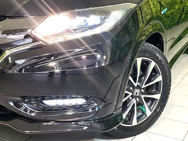 HONDA VEZEL HYBRID 2016