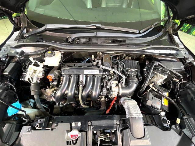 HONDA VEZEL HYBRID 2016