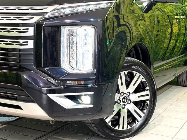 MITSUBISHI DELICA D:5 4WD 2024