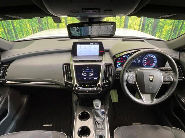 TOYOTA CROWN sedan hybrid 2018