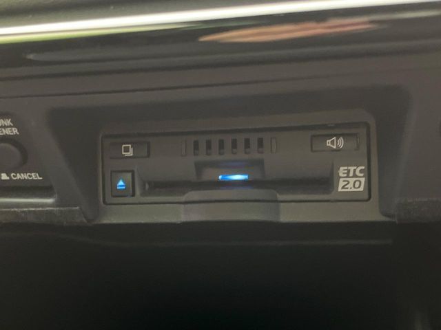 TOYOTA CROWN sedan hybrid 2018