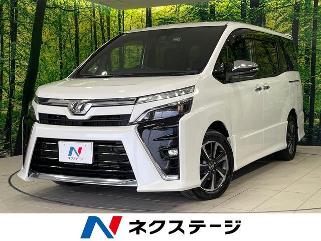TOYOTA VOXY 2019
