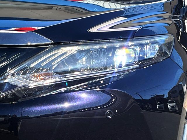 TOYOTA HARRIER HYBRID 2015