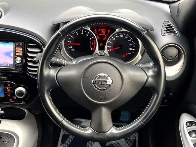 NISSAN JUKE 2015