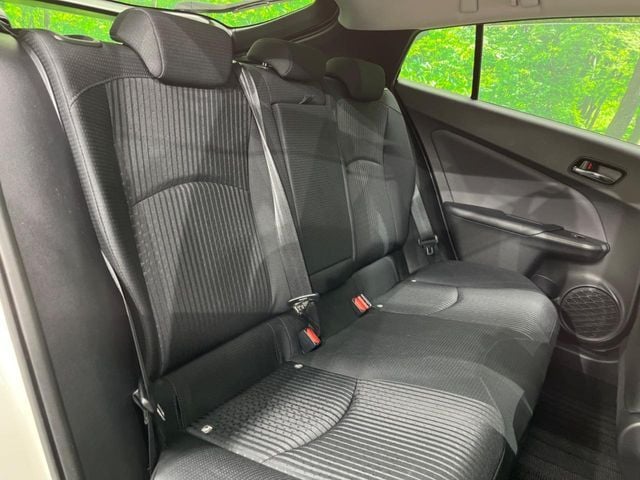 TOYOTA PRIUS 4WD 2017