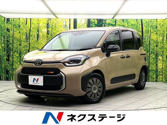 TOYOTA SIENTA HYBRID 2024