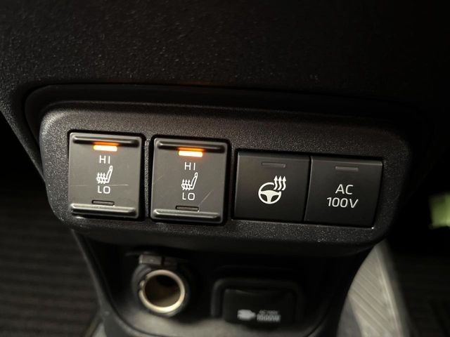 TOYOTA SIENTA HYBRID 2024