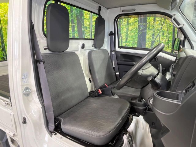 DAIHATSU HIJET truck 4WD 2016