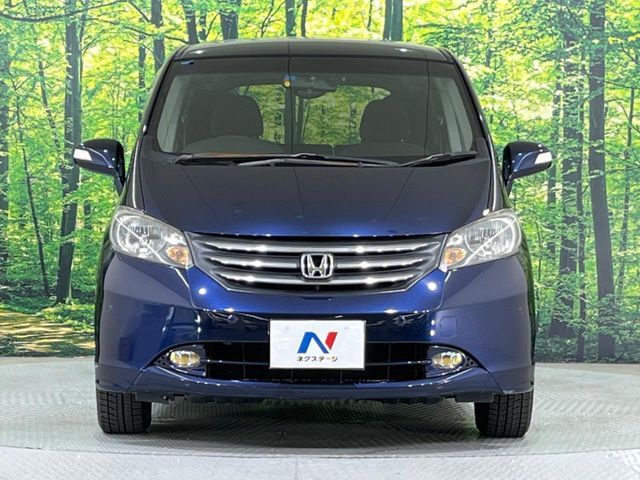 HONDA FREED 2011