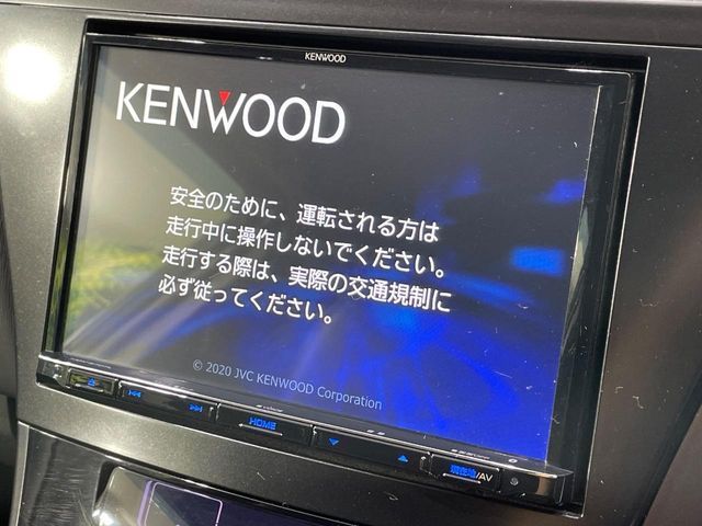 TOYOTA PRIUS Alpha 2013