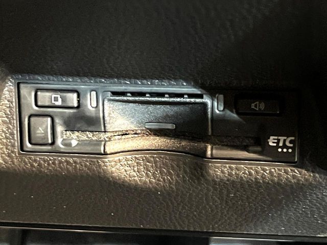 TOYOTA YARIS CROSS 2025