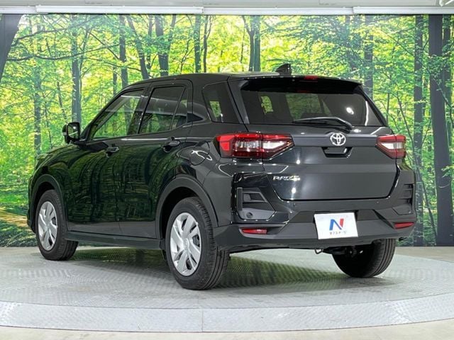TOYOTA RAIZE 2025