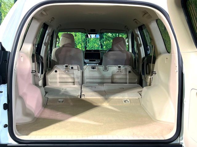 TOYOTA LANDCRUISER PRADO 2018