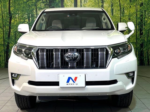 TOYOTA LANDCRUISER PRADO 2018