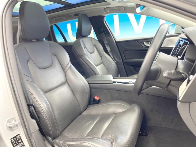 VOLVO VOLVO V60 CROSS COUNTRY 2021