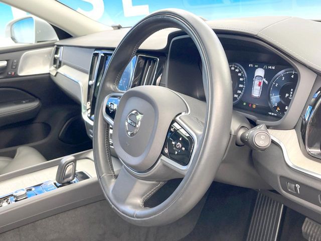 VOLVO VOLVO V60 CROSS COUNTRY 2021